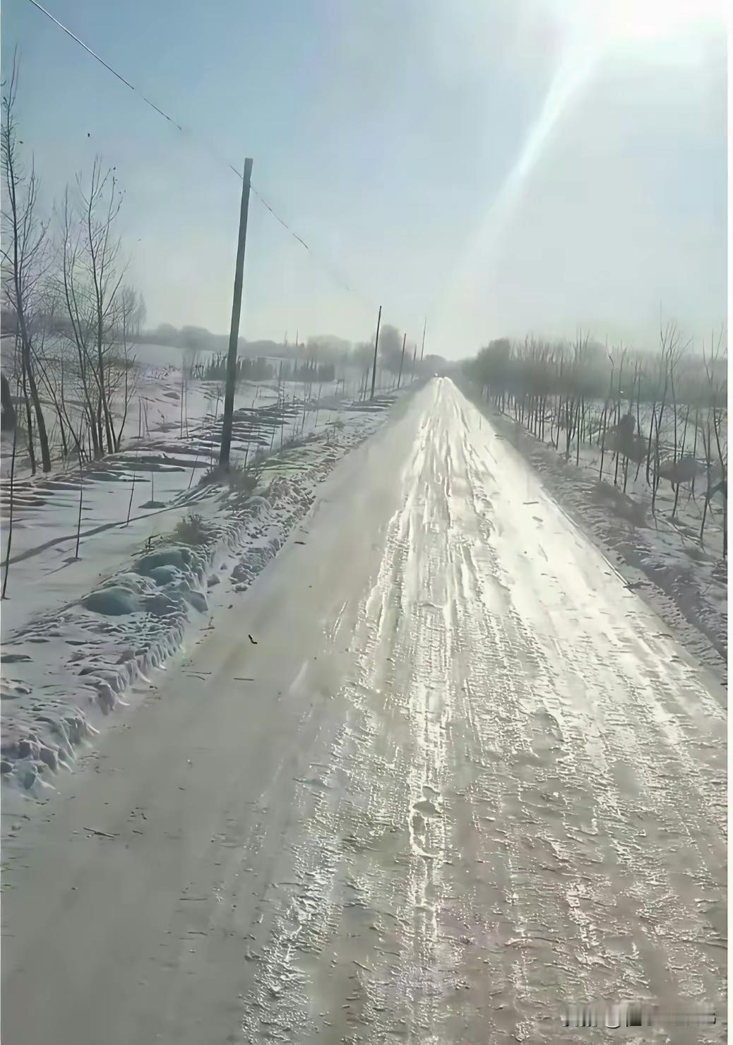 这种路，最好别出门。挣钱多少是个够。猫冬宅在家里舒服。