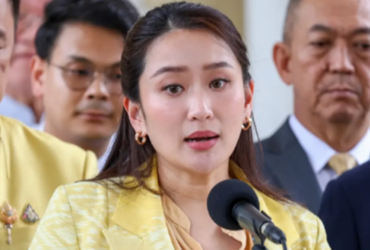 柬埔寨先是得罪了中国，接着又打了泰国的脸。现在好了，中国就静静的先看着你们“斗智