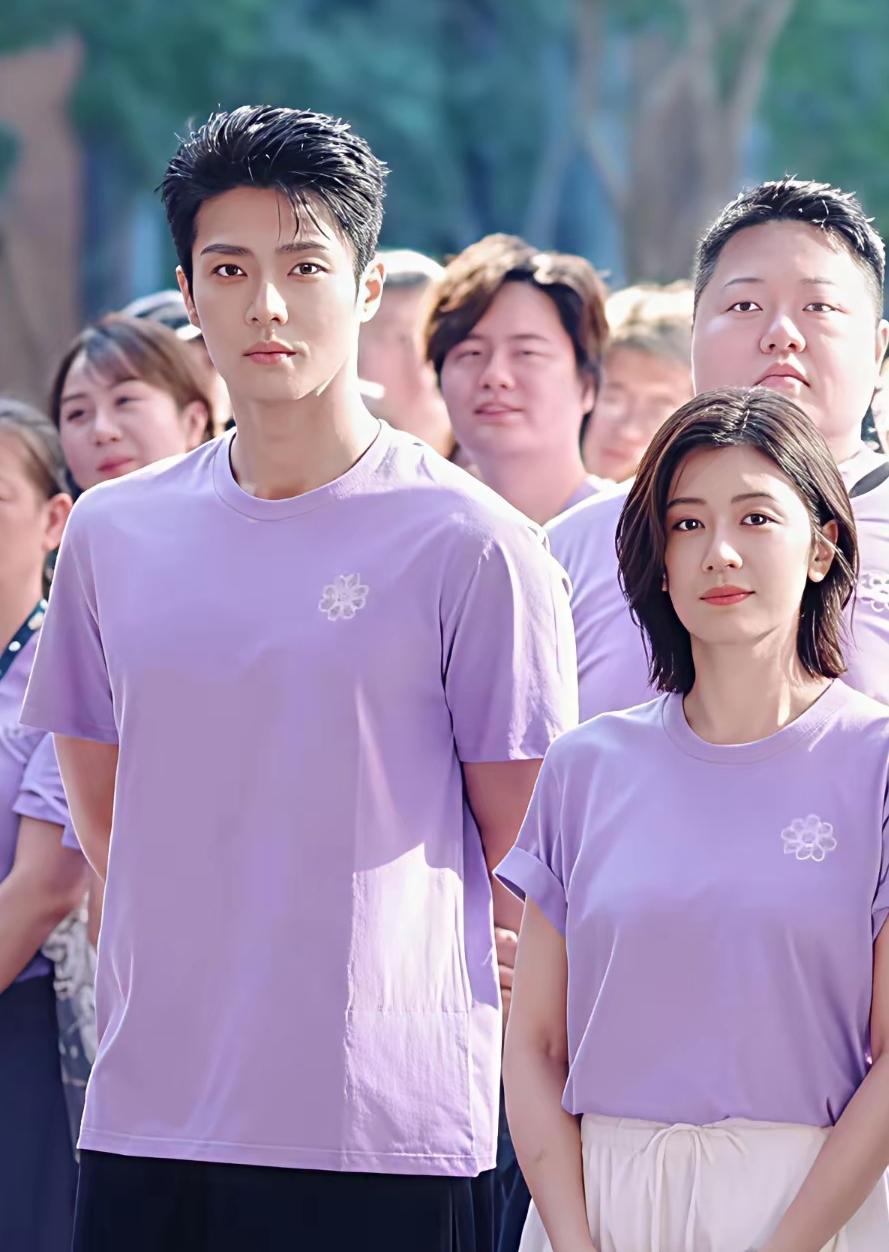 让这两人演男女朋友真的是太搞笑了，现在的导演真不知道是怎么想的，让年龄相差23岁