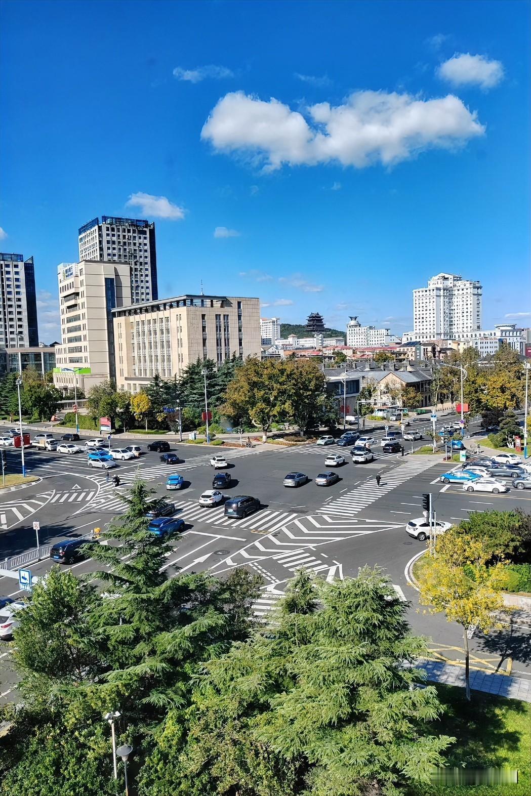 为什么股市里赚钱的人，往往守不住钱？我身边有好多炒股的朋友都这样，明明已经赚过