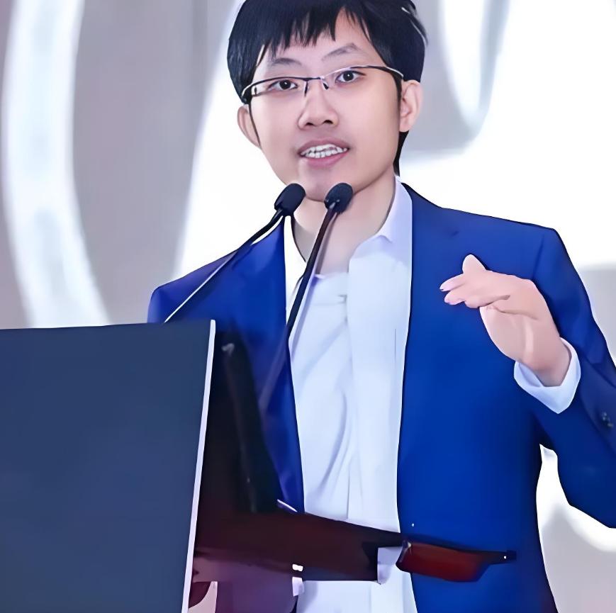 OpenAI现在怕不是弄死梁文锋的心都有了！DeepSeek每次出手，不多不少，