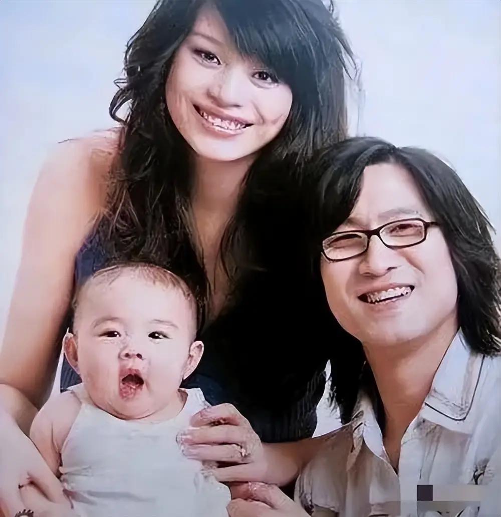 汪峰这一辈子最想从生命中“剔除”掉的情人不是章子怡，而是葛荟婕[笑着哭]