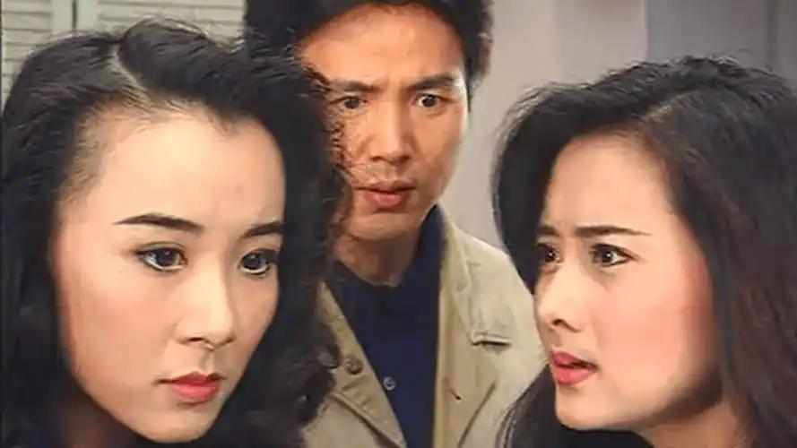 《一帘幽梦》里，热爱跳舞的<em>绿萍</em>截肢。楚濂对她说：“你失去的只是一条腿，可紫菱失去