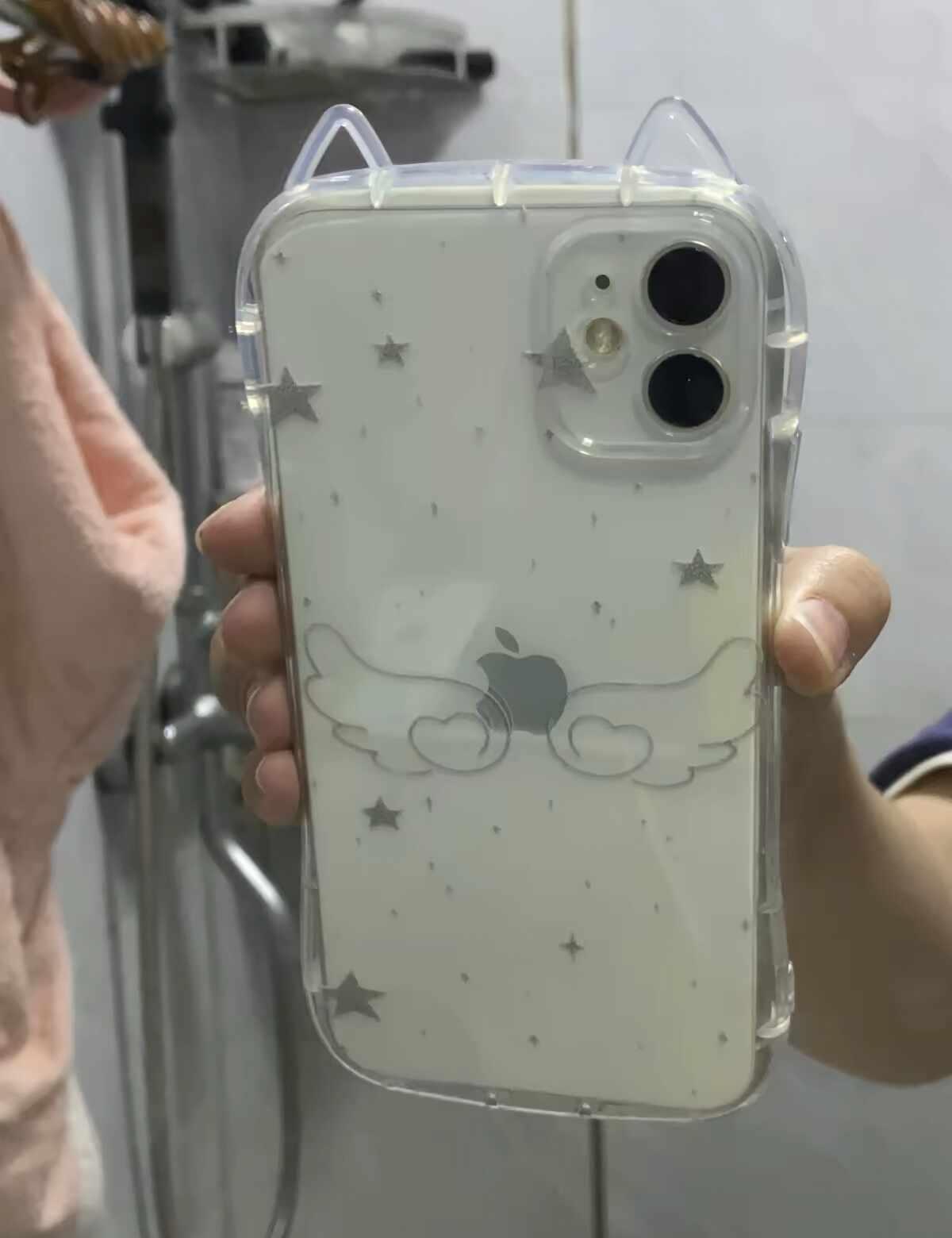 关于我为了护眼拿了iphone11听说11是护眼屏，我眼特别干涩，一直揉，但是