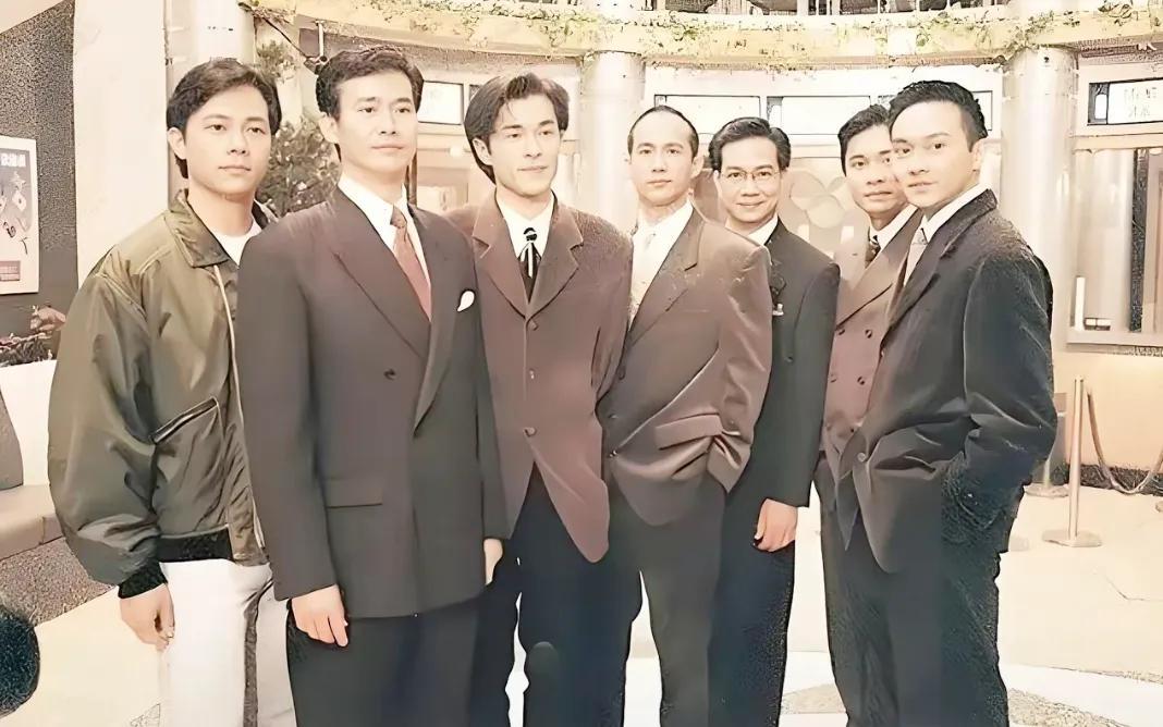 C位名副其实，仙人之下我无敌！楚留仙，陆小凤，丁鹏全都是我小弟！[墨镜]