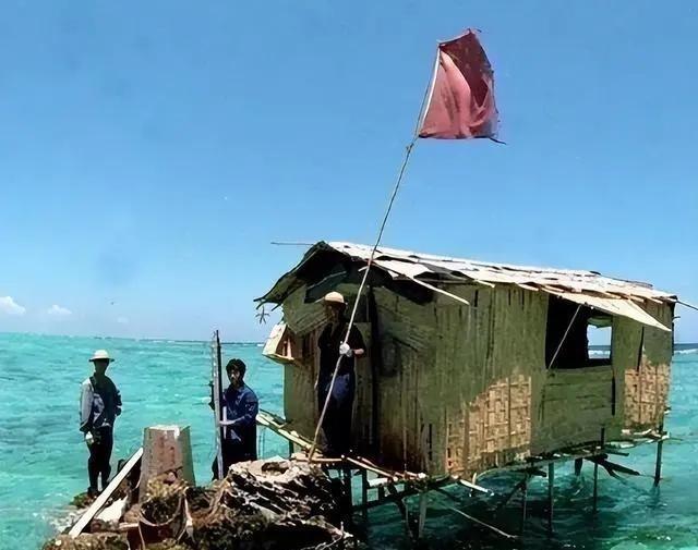 1990年，我国驻扎在南薰礁的11名战士突然失联，直到后续介入调查后，发现11名