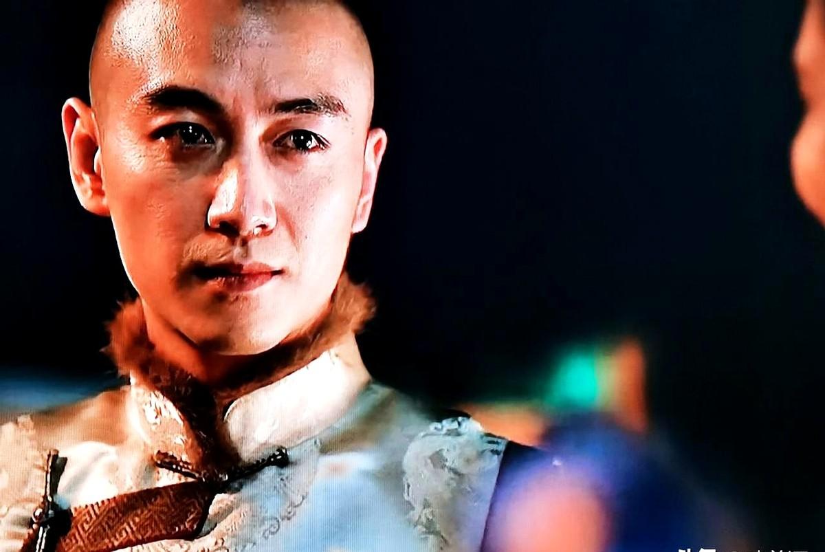 对《大生意人》这部剧，说实话，这两点还真没想到！看到现在总算是明白了。开播前