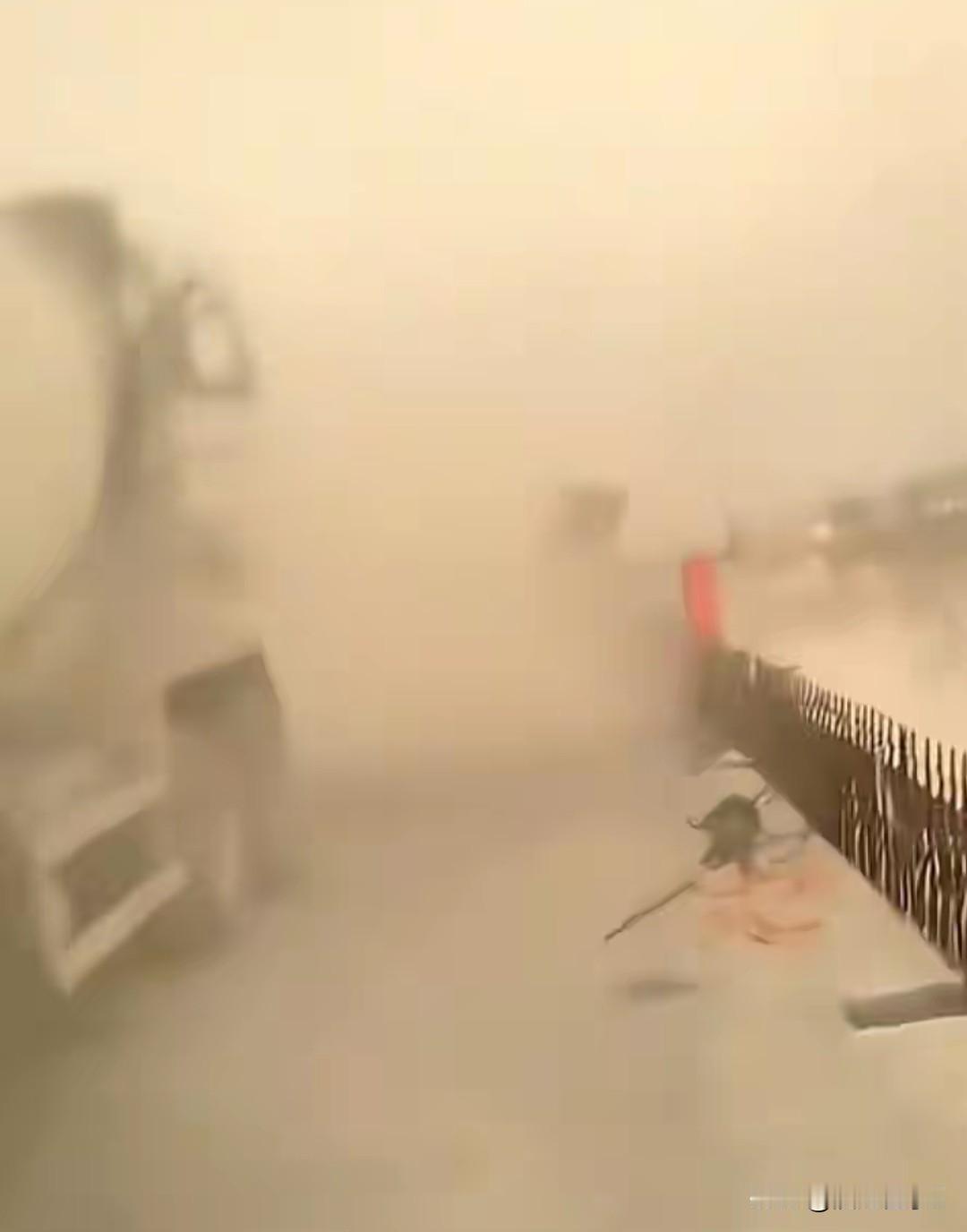 未通车先垮塌响水在建大桥酿惨剧江苏响水在建大桥突发垮塌。2026年2月