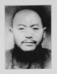 1951年，大汉奸黄标被判处死刑，到了刑场，黄标却满脸不甘心：“我每个月给新四军