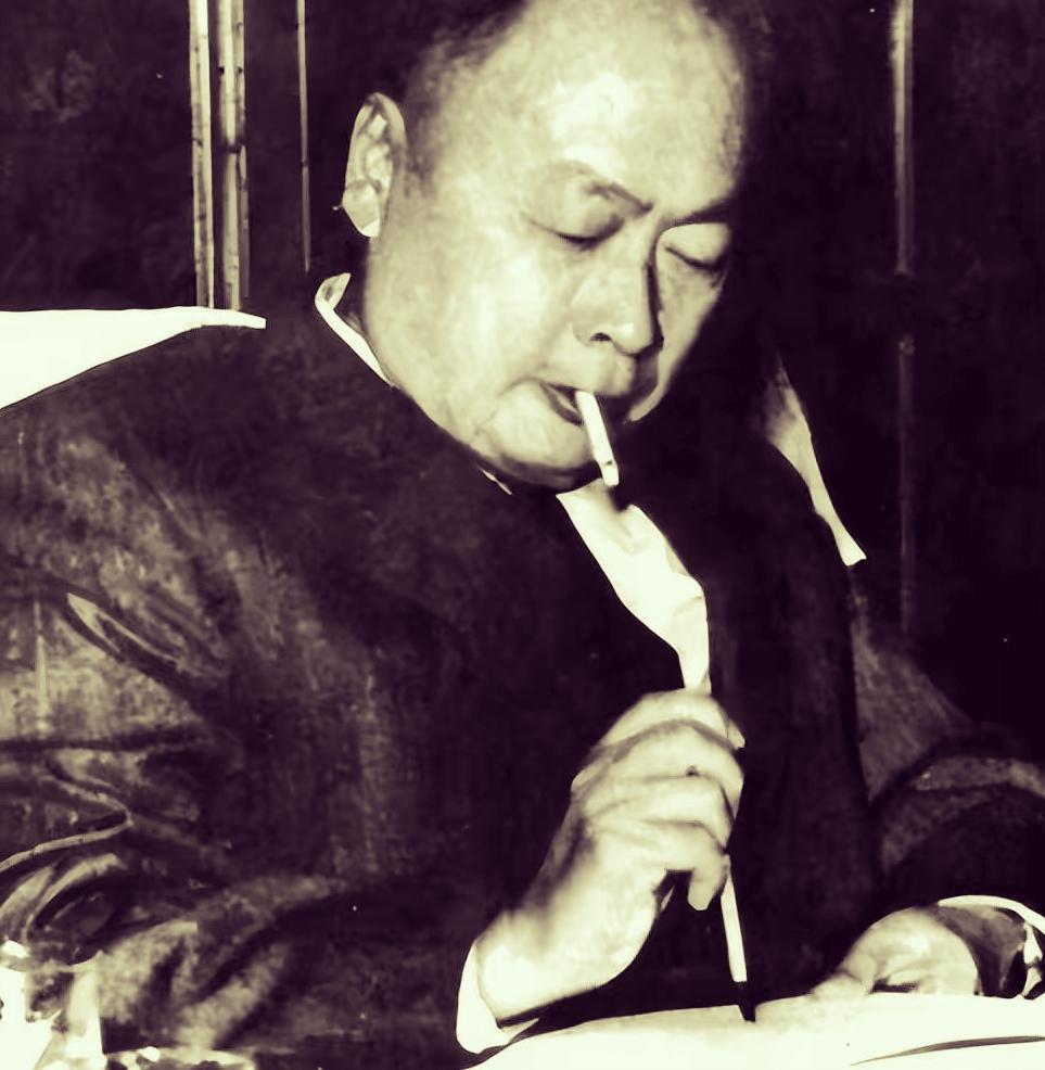 为何我们要重新认识陈毅的军事才华？很多史迷、军迷认为陈毅不会打仗，军事指挥能