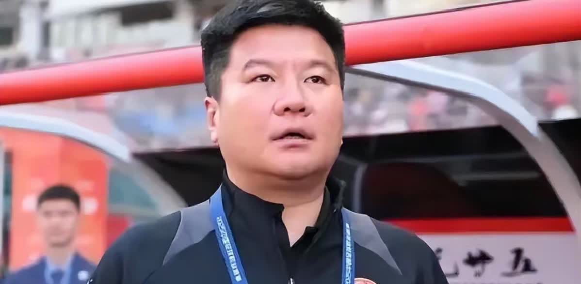 中超外援评价李金羽执教水平太差！近日，前中超武汉长江队巴西外援布鲁诺接受媒体记者