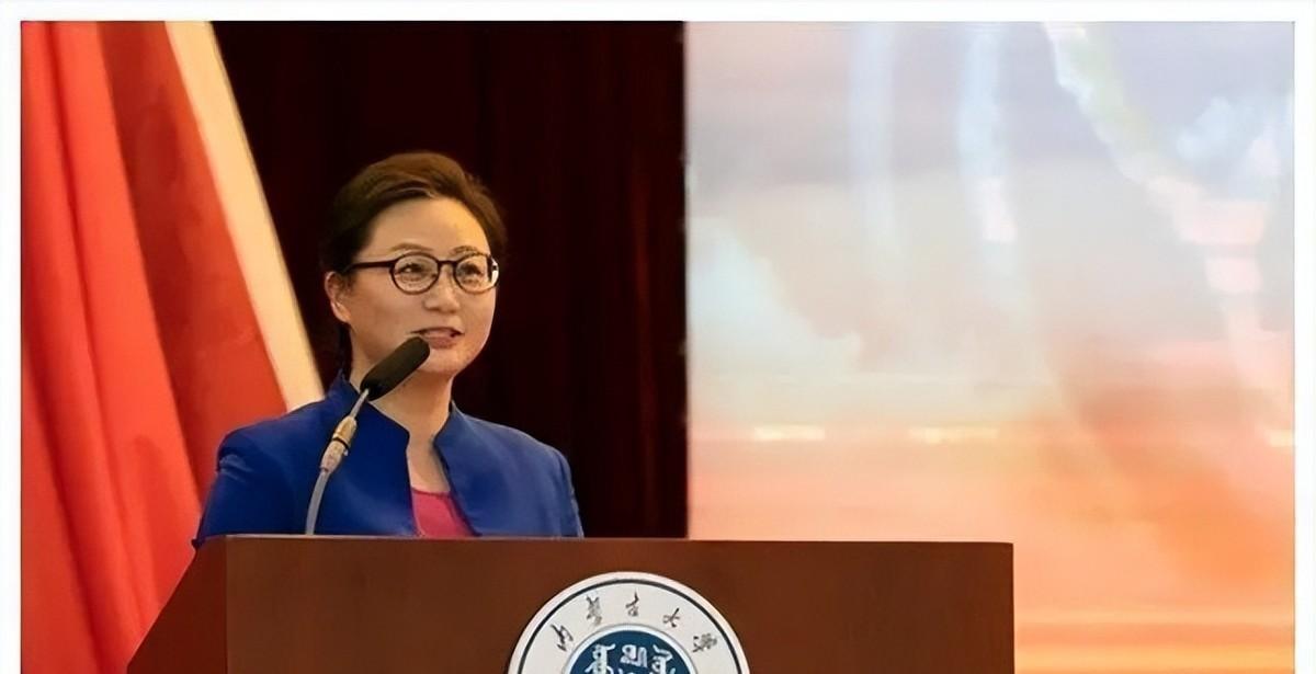 聂海胜妻子出身金枝玉叶，漂亮贤惠，却被生活与责任“逼”成了坚强女汉子！1998