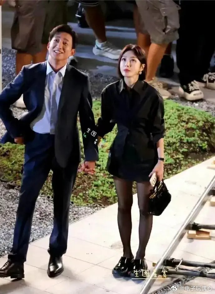 多么般配的一对呀，可惜最后没有修成正果