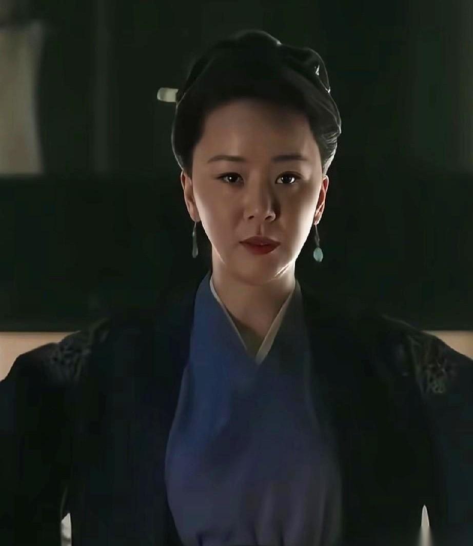 《知否》里顾廷烨选老婆的标准，其实藏着一个最荒唐的真相：他兜兜转转几十年，找的全