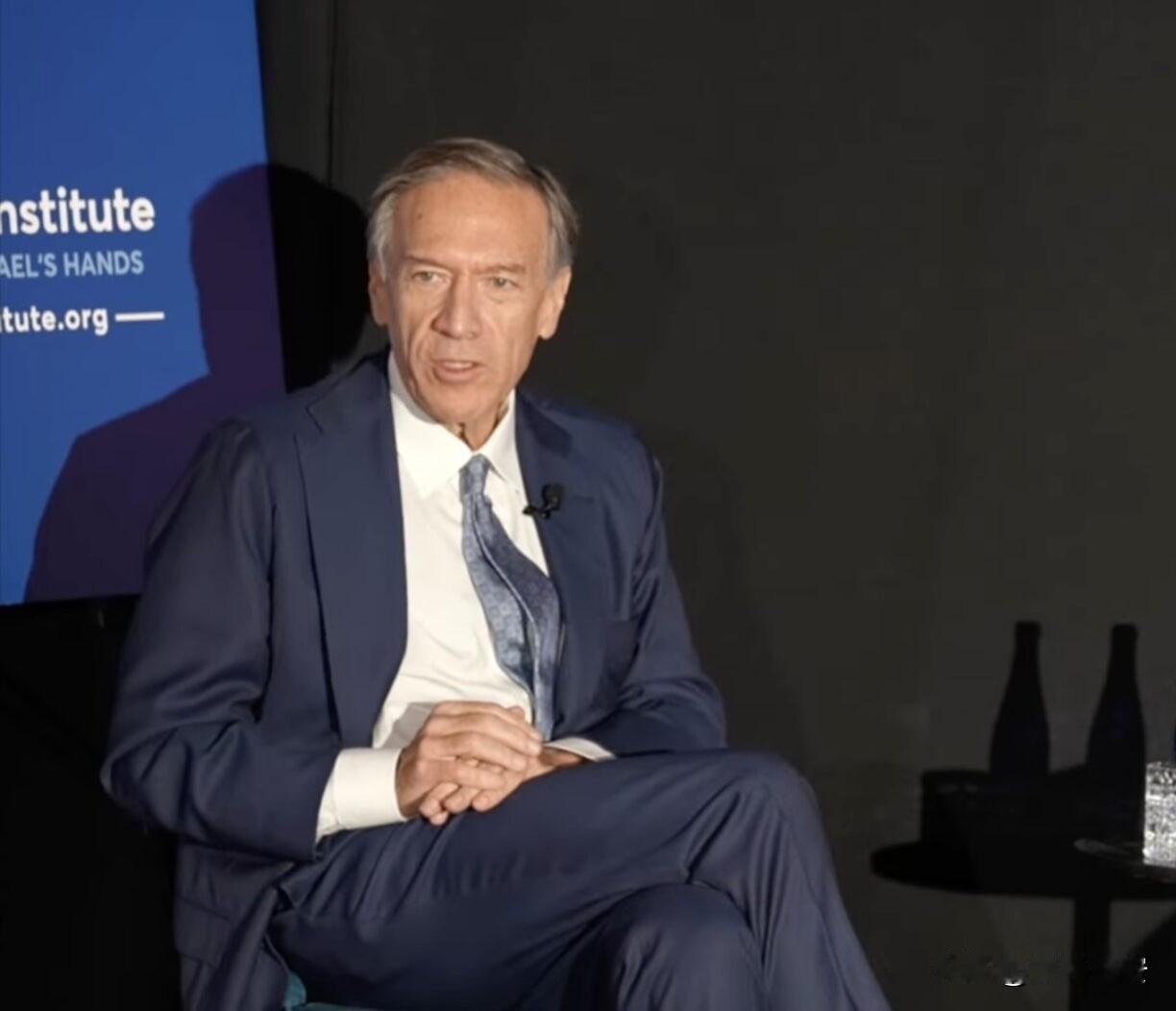 蓬佩奥：卡尼是美国人的敌人今天凌晨，美国前国务卿蓬佩奥在接受专访时谈到卡尼携代