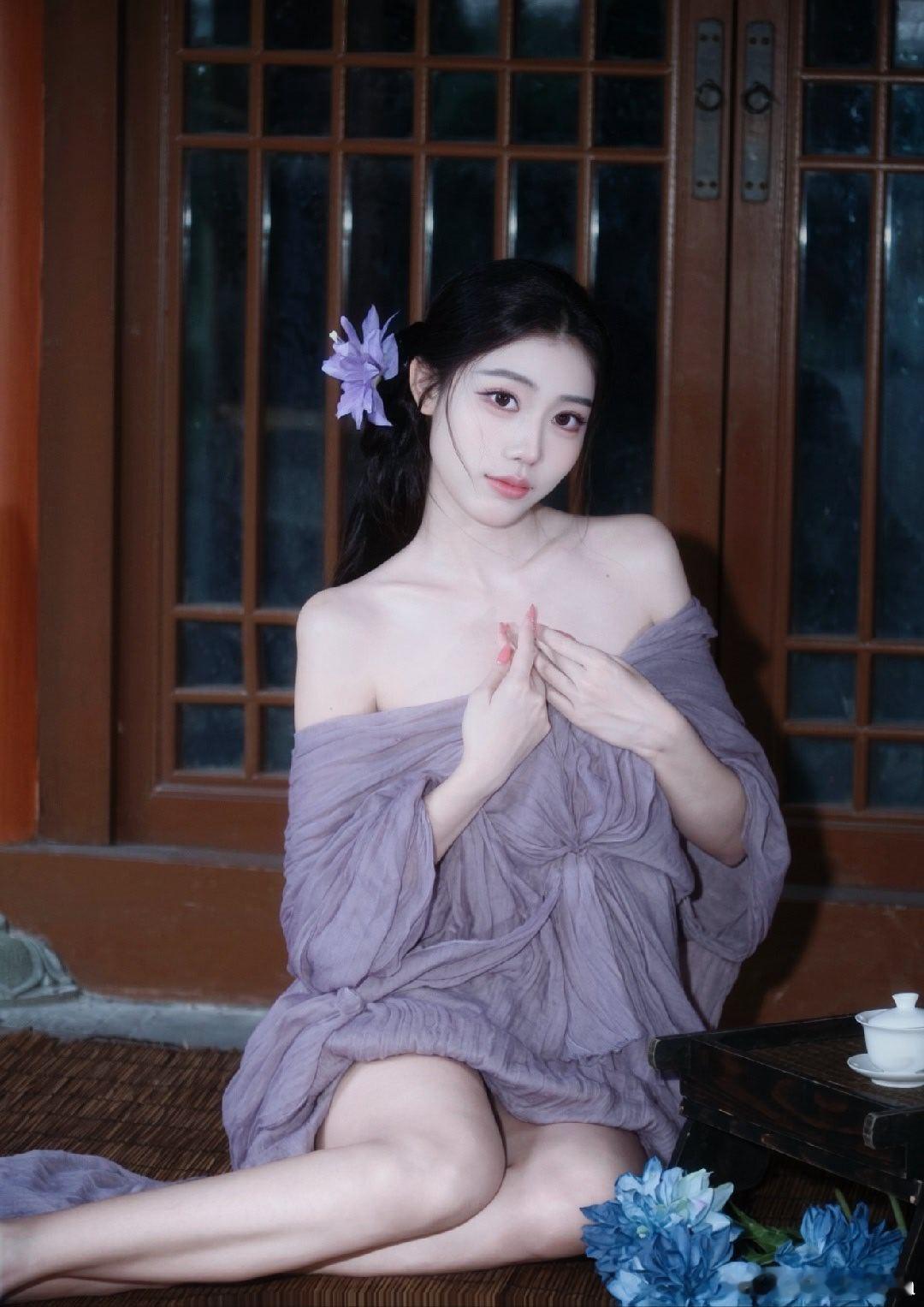禅意热门美女杭州曲院风荷​​​