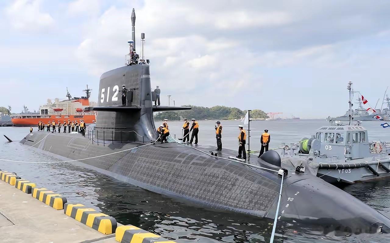 明清时期（1372-1879年），琉球王国向中国朝贡，接受皇帝册封。琉球在内政、