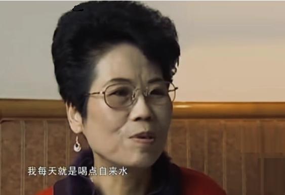 🌞“5年不吃饭还能活？”2000年，大连一女子突然不肯吃饭，光靠喝水活了5