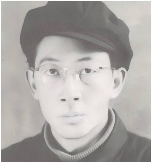 1950年，伪满州国总理大臣与溥仪一起被遣返回国关押，在来到抚顺战犯管理所时，意