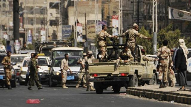 支持态度由暗转明! 沙特对也门一地方武装发动空袭