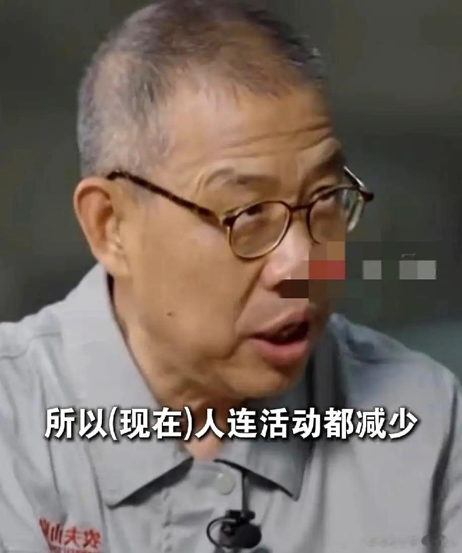 钟首富一句话，算是把电商的底给掀了。他没扯那些虚的，上来就直给，点破了一个很多人