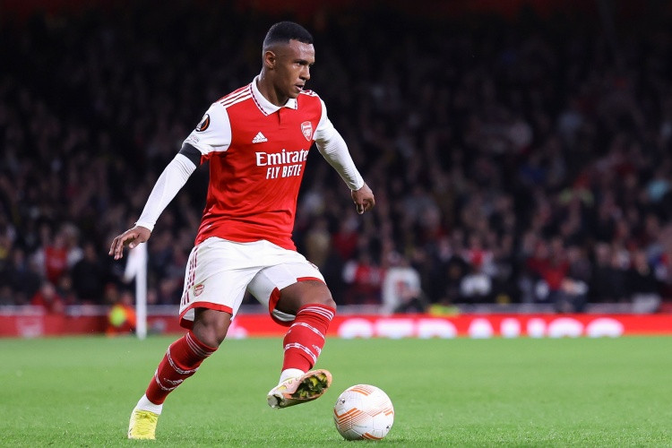 夏窗刚离开! 巴媒: 阿森纳旧将马尔基尼奥斯左膝前十字韧带断裂