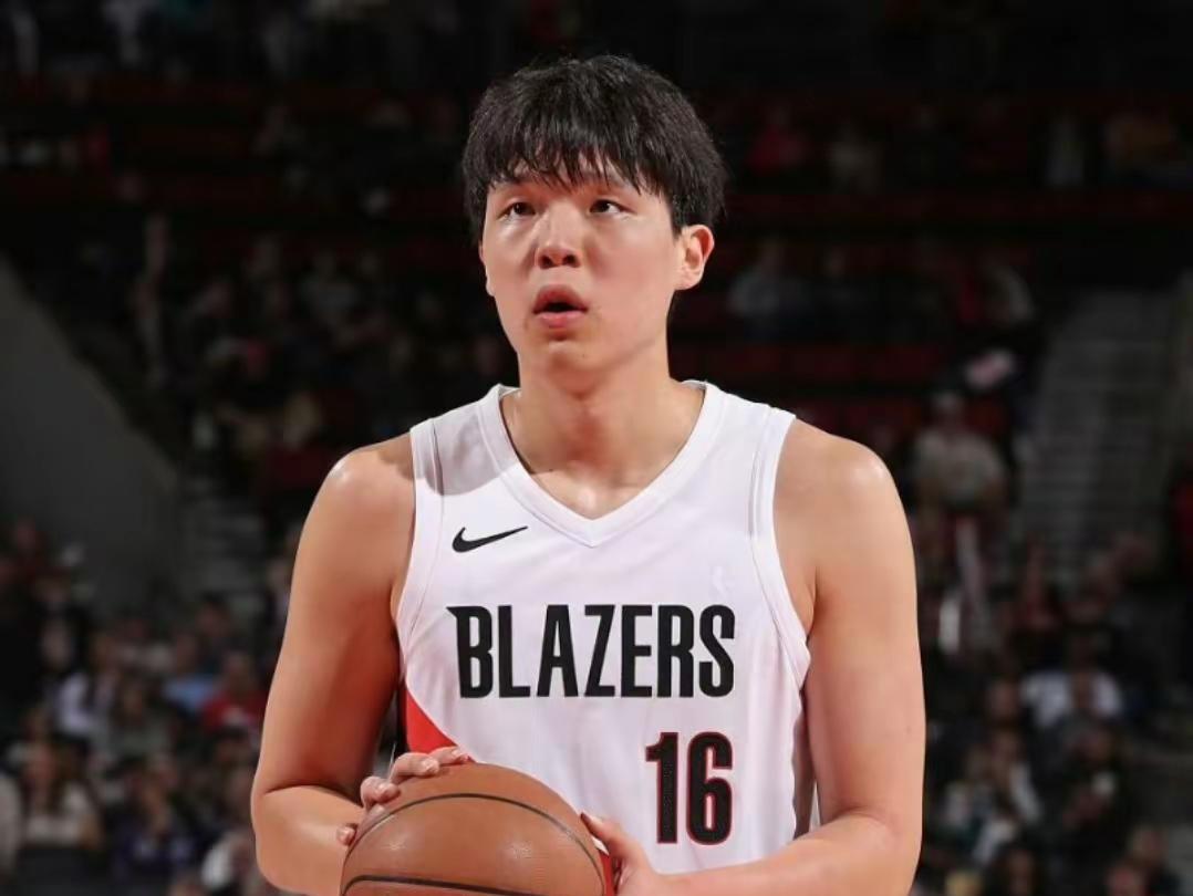 不要苛求杨瀚森,他去NBA只是市场供需决定的,与其说他是凭自己实力去了NBA倒不