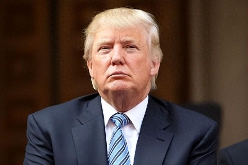美国众议院之前拿出了一份法案，扬言只要中国动手统一台湾，美方就要把国内一众中国人
