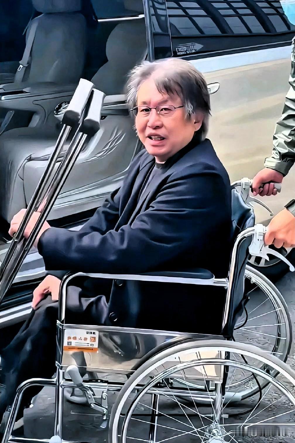 郑智化的“真心话”,戳破多少港台艺人的双面假面?在弯弯拄拐无抱怨,到深圳捞