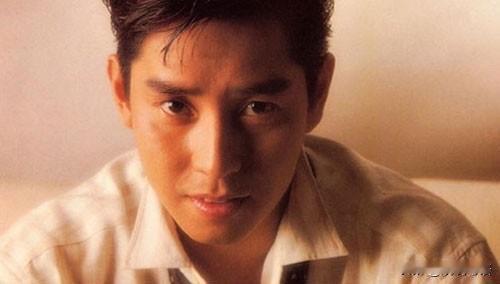 谭咏麟为什么要写下《卡拉永远OK》这首歌？大家可知道这首歌可是谭校长自己一手