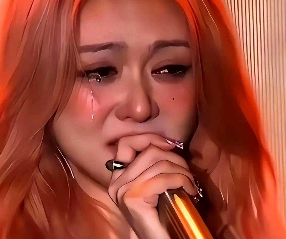 香港最后一个天后，被拍到和黑人出入酒店，如今43岁孤身一人曾经在香港乐坛叱咤风云