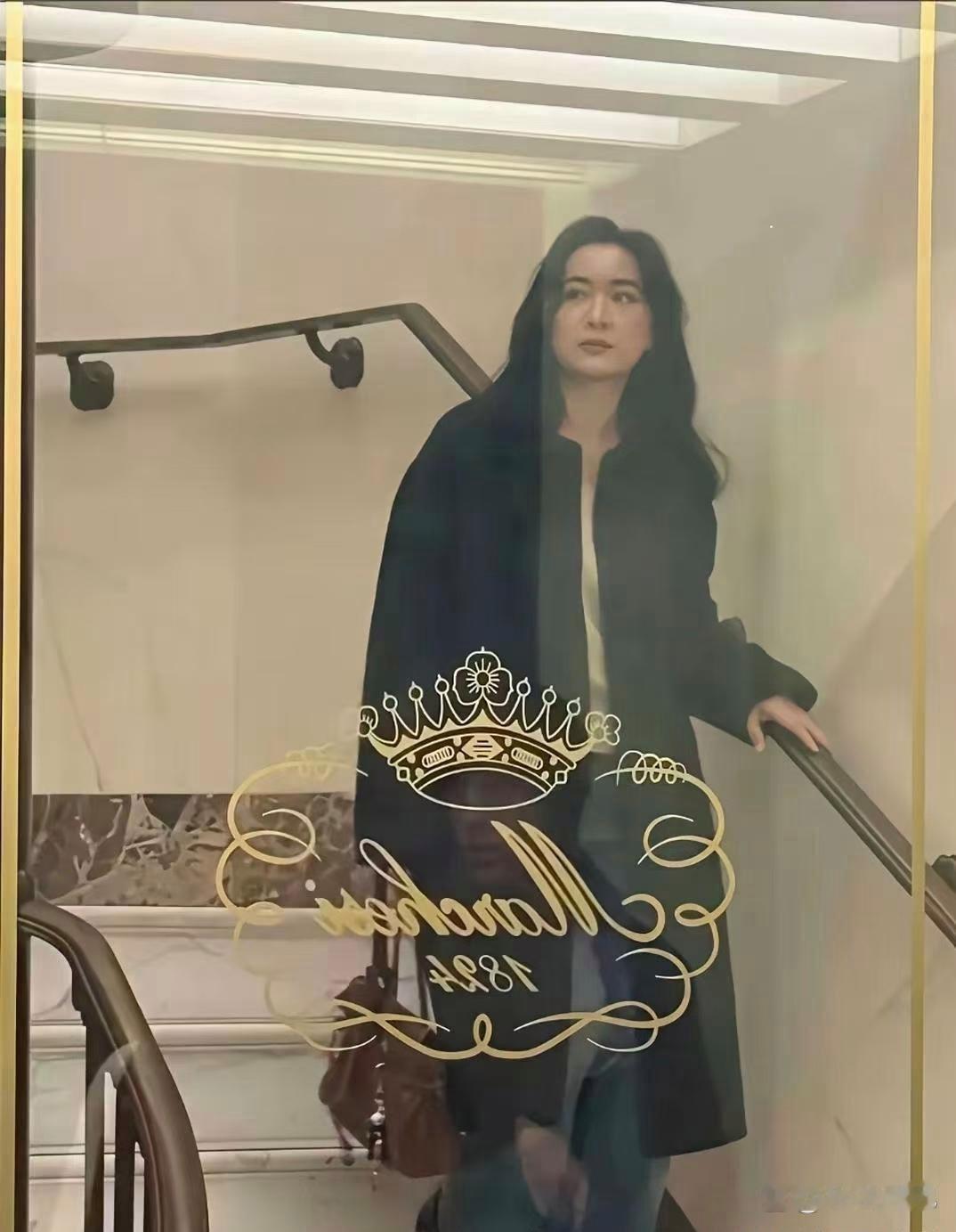 贾玲已经完全是另外的人了，现在好高冷