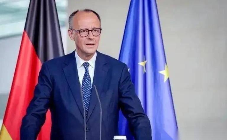 局势突然大变脸！欧盟刚商量好给乌克兰批900亿免息援助款，还打算接着加码打压