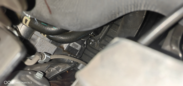 变速箱渗油坏消息！坏消息！坏消息！本田地球梦发动机渗油了，基本上车友都有，是自