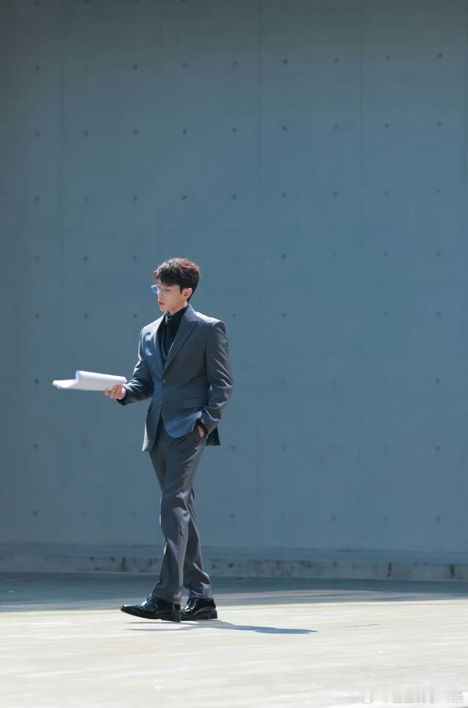 猫的树权威业内现在才看到吗？我从《如此可爱的我们》、《明天也想见到你》、《见面吧