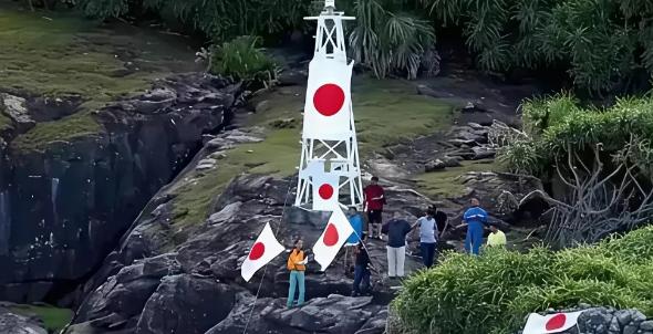 钓鱼岛既然是我们领土，那我们为什么不登岛拆除灯塔呢？不少朋友都问，钓鱼岛明摆