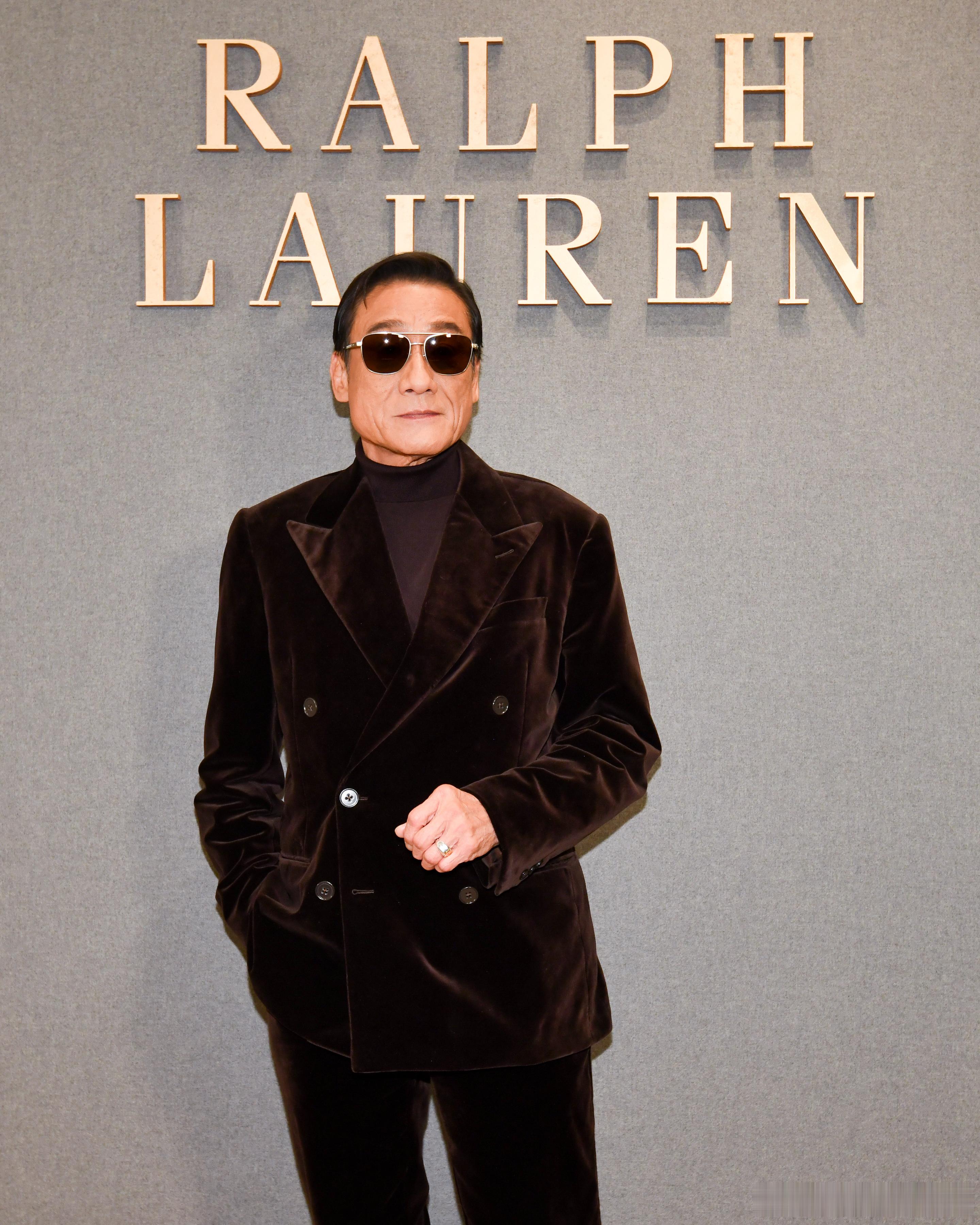 梁家辉张家辉米兰同框看秀梁家辉、张家辉‘双辉’同框现身RalphLauren拉