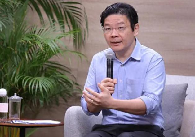 果不其然。新加坡总理黄循财突然宣布了最新立场：日本是东南亚最受信赖的大国，并