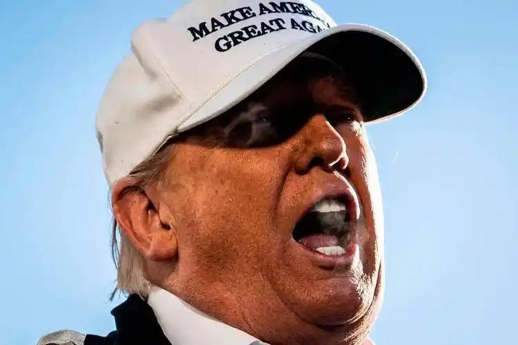 不是针对谁，是针对全世界！特朗普这一刀，要改写二战后贸易规则？当地时间2月