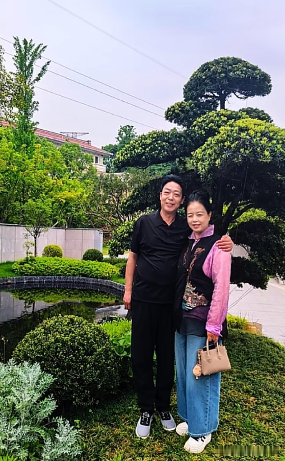 52终于开了。开会之前，🐻说没有52，42，32，22，一十二都没有。6月