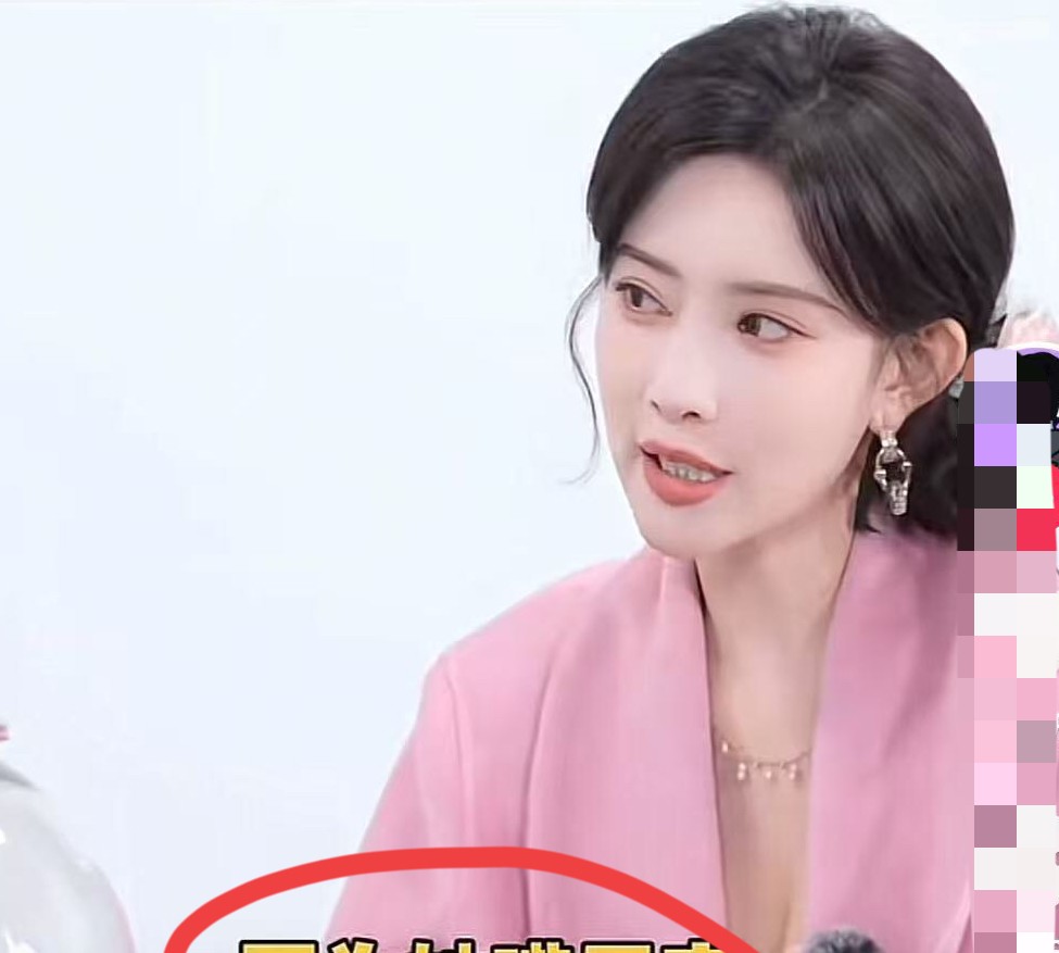 孟子义的经纪人韩姐带狗与粉丝互动这事，以为是她同意让狗去营业跟粉丝打招呼的，