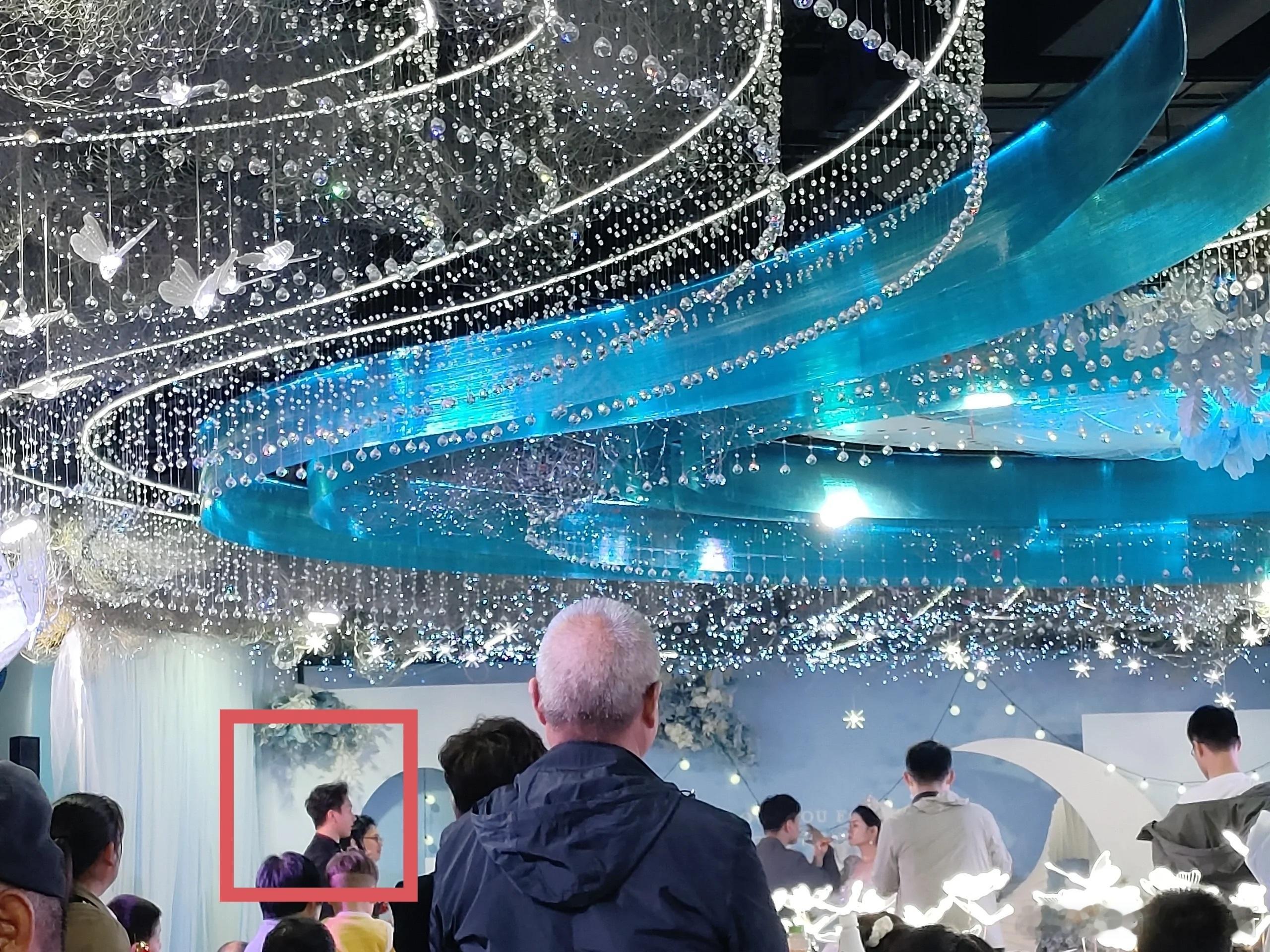 在别人的婚礼上看上了司仪怎么办❓​​​
