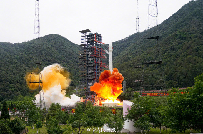 我国成功发射实践31号卫星是不是每次看到航天发射成功，手都比脑子快，先点个赞再