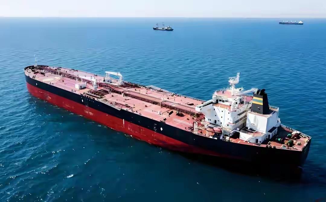 普京高兴坏了。美伊冲突持续，俄罗斯石油一夜成了抢手货。印度疯狂抢购3000万桶石