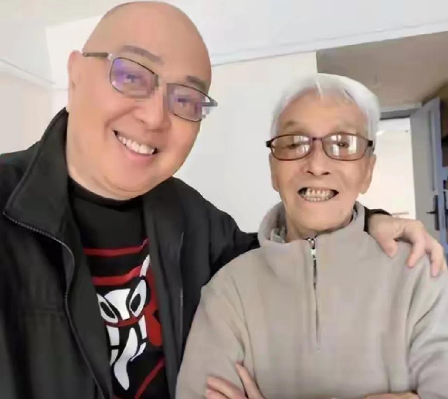 87岁香港演员梁爱，一生跌宕却活得硬气！少年闯片场，中年破产再出发，她靠自己拼出