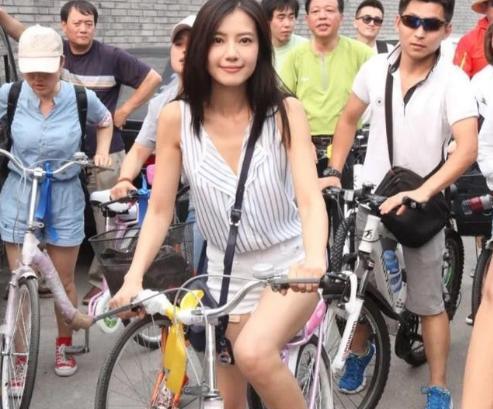 2005年，26岁的高圆圆问张亚东：“你已经离婚5年了，何时娶我？我想给你生孩子