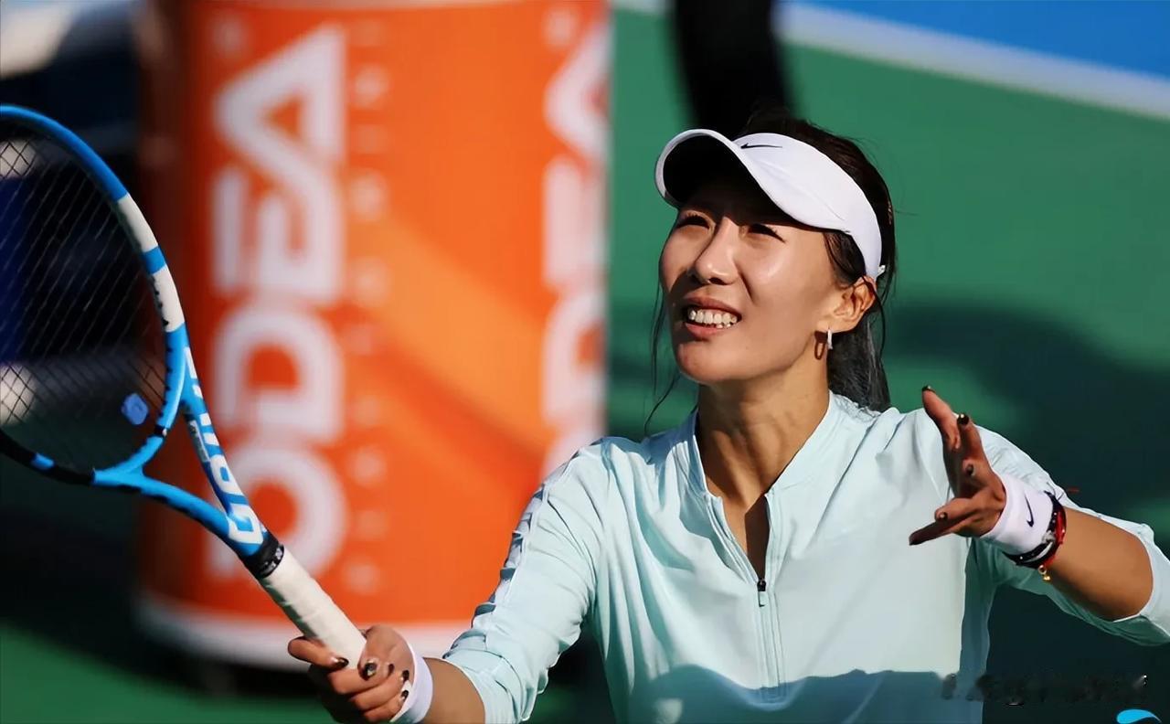 长得酷似“任素汐”的高馨妤晋级WTA125巴伦西亚（西班牙）站八强。贵为赛会