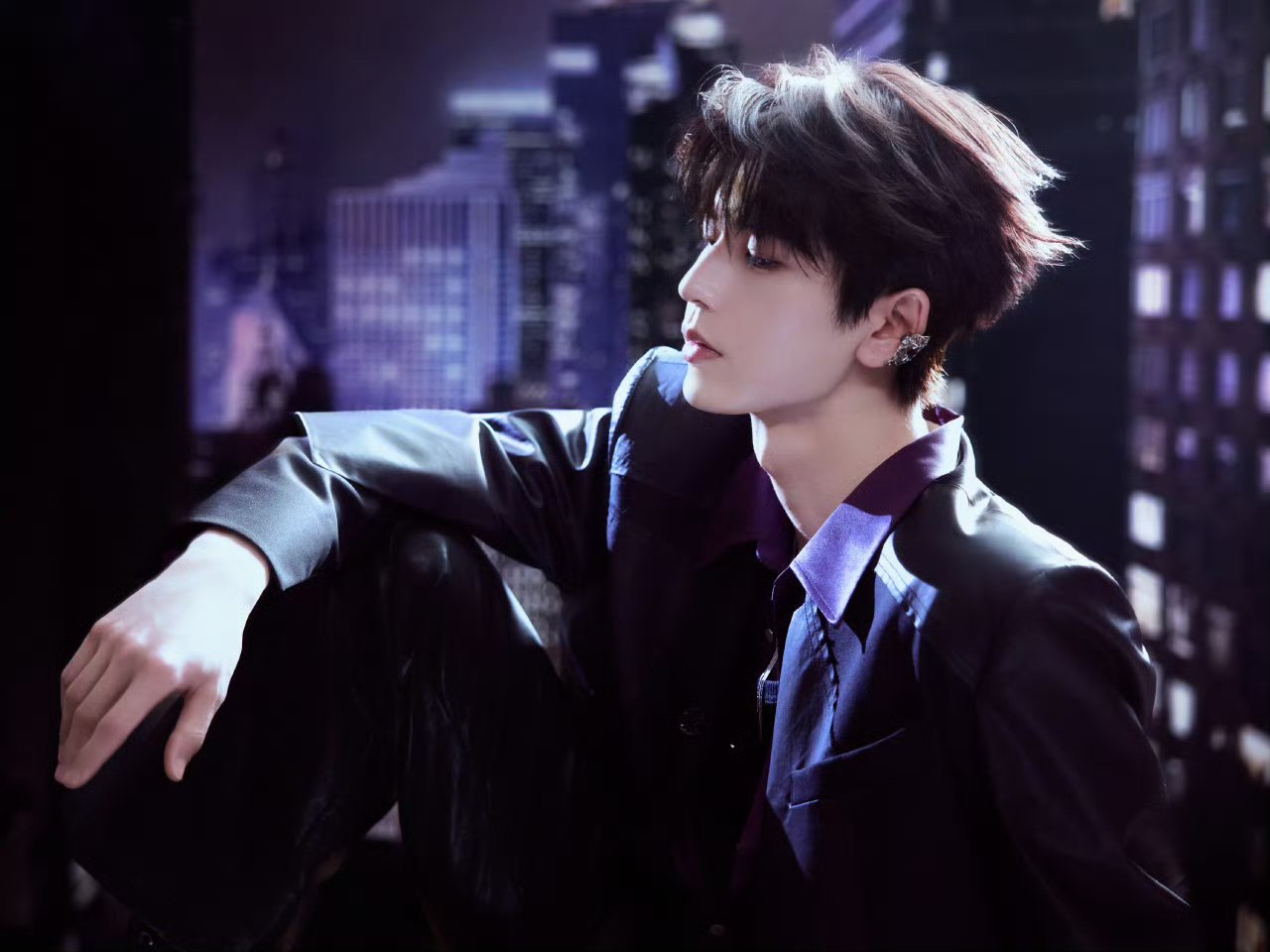 张凌赫电竞男主氛围感拉满！这是从游戏世界走出来的顶流玩家吧！