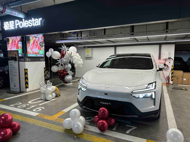 截至去年底全国新能源车保有量达到4397万辆，占比12%。也就是说路上每8辆车就