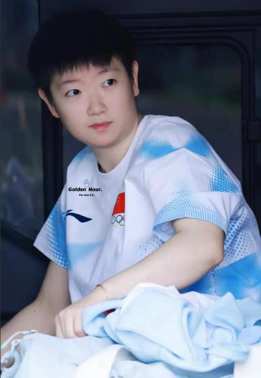 果然面相骗不了人，孙颖莎就是个例子，你看她耳高于眉，耳廓饱满，肉感十足，是真